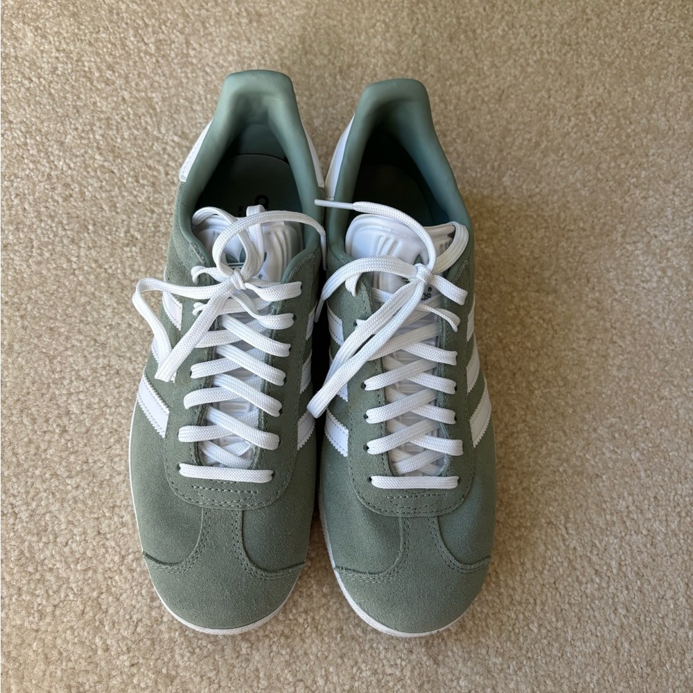 adidas gazelle green/white 7.5